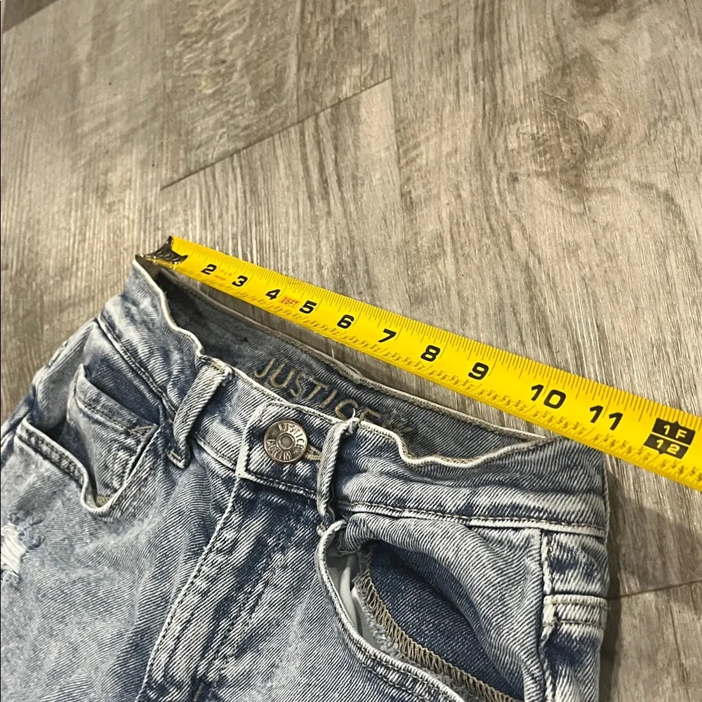 Justice jeans 👖 Embroidered Patch Denim Jeans size‎ 14 The Stranger Things